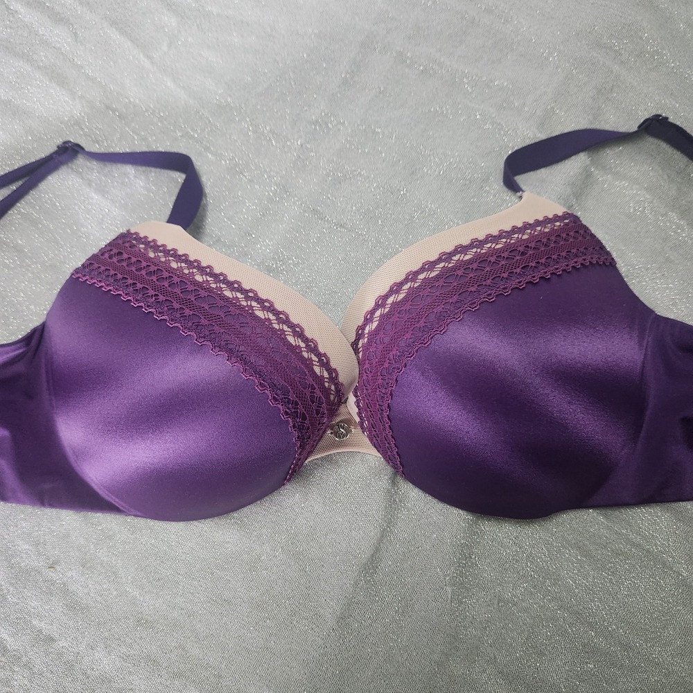 Victoria's Secret Very Sexy Push-Up Bra 34D Purple‎ Satin Lace Trim 365434-B5X